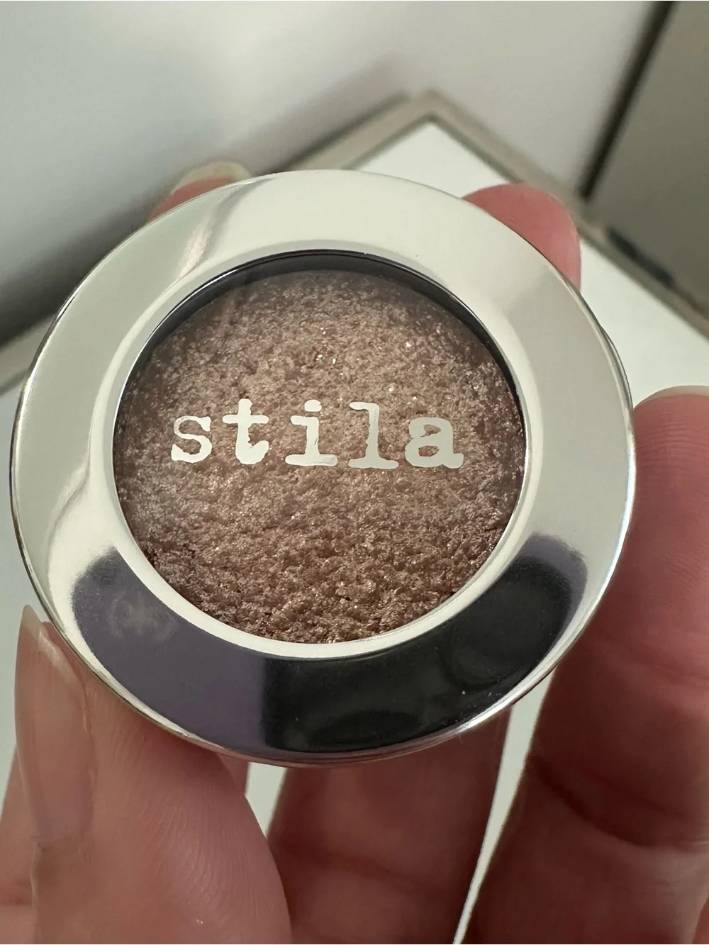 Stila Magnificient Metal Foil Finish Eye Shadow in Kitten nwob